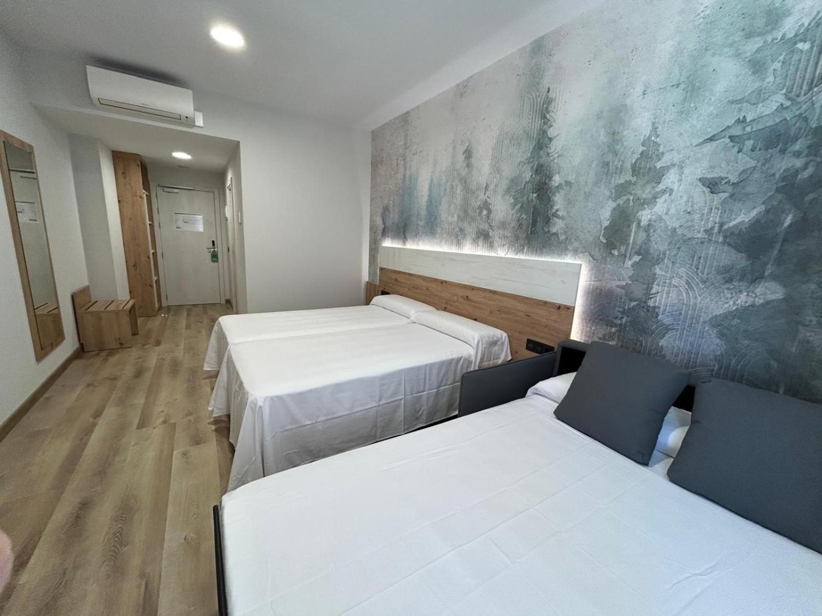 Hotel Javalambre ลา ปัวบลา เดอ วัลแวร์เด ภายนอก รูปภาพ