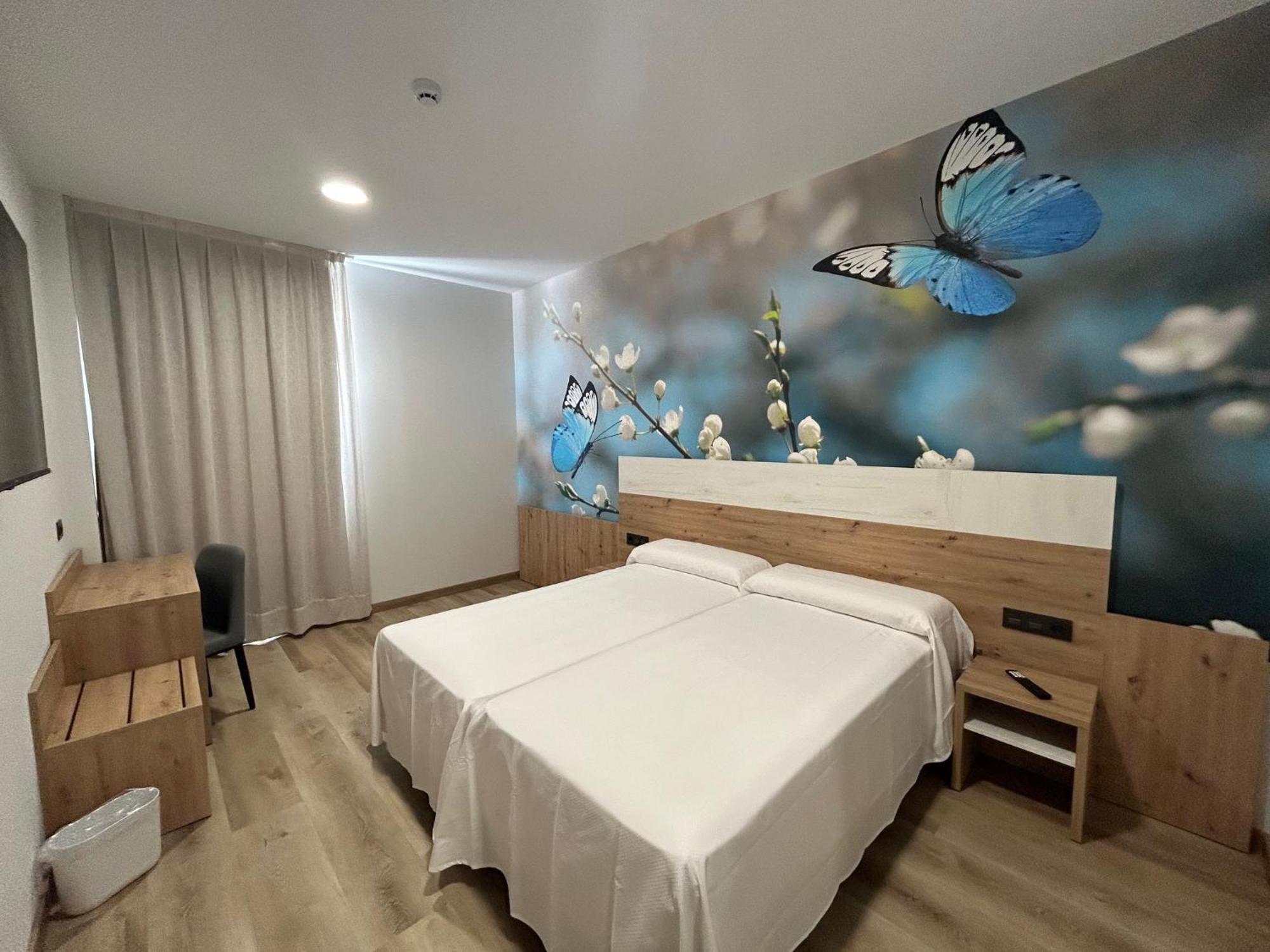 Hotel Javalambre ลา ปัวบลา เดอ วัลแวร์เด ภายนอก รูปภาพ