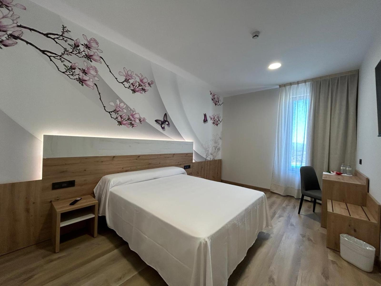 Hotel Javalambre ลา ปัวบลา เดอ วัลแวร์เด ภายนอก รูปภาพ